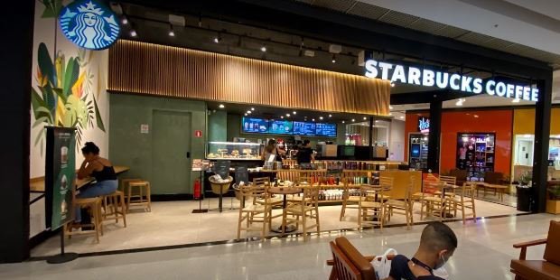Starbucks Super Shopping Osasco — São Paulo, Brazil