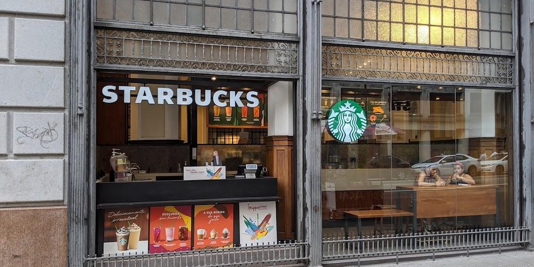 Starbucks Shopping Light — São Paulo, Brazil